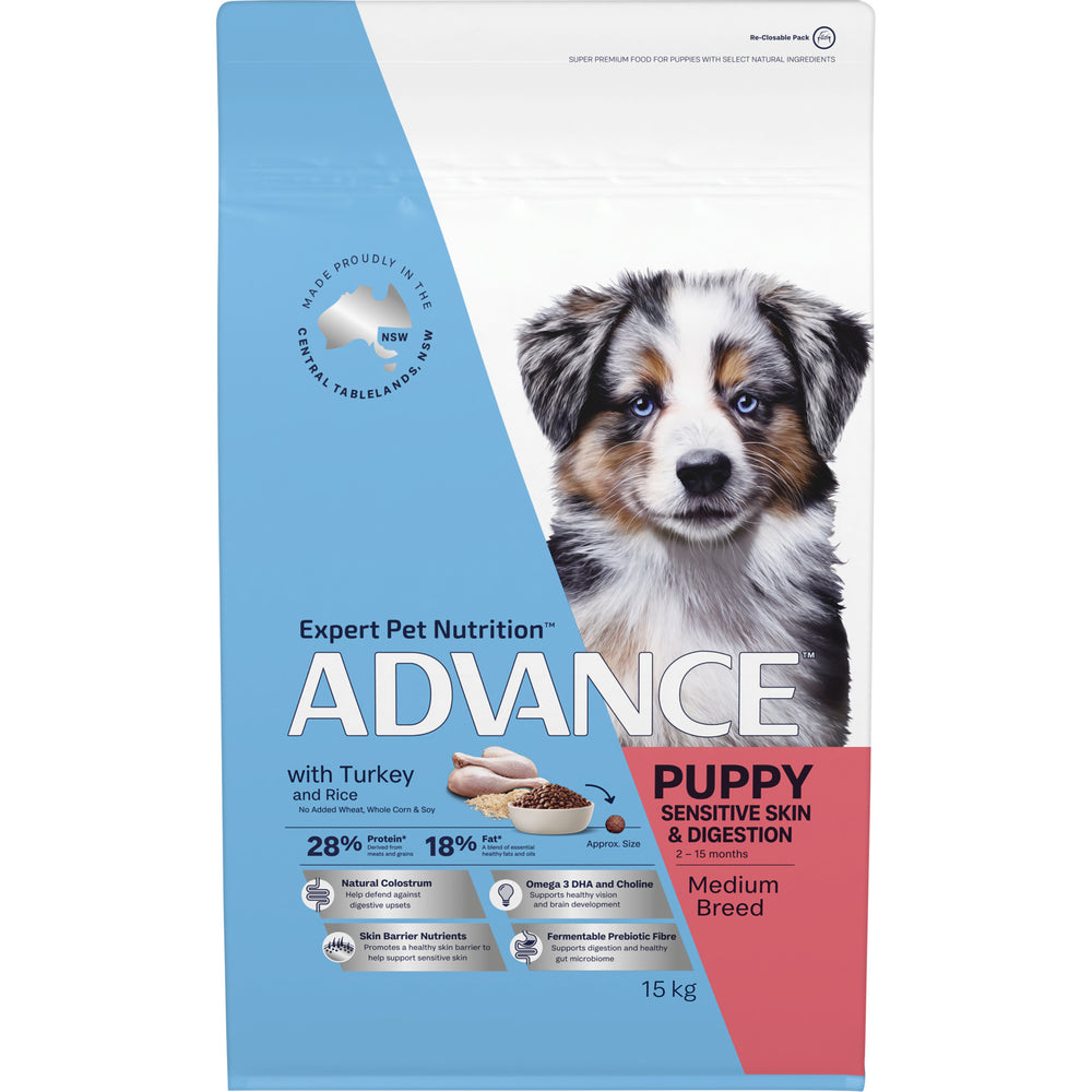 Front view of the Advance Puppy Sensitive Skin & Digestion 15kg packaging, displaying the turkey formula for medium breed puppies.