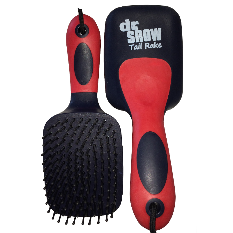 Close-up of the Dr Show Tail Rake with heavy-duty teeth, designed for gentle and effective detangling of horse manes and tails.