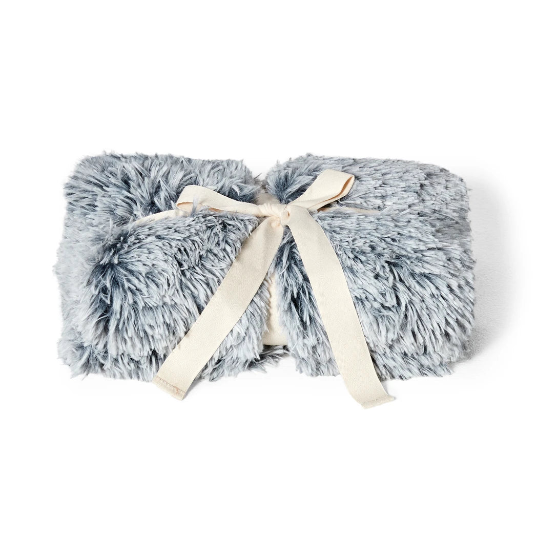 Snooza Calming Cuddler Blanket packaging showcasing reversible Chinchilla & Silver Fox plush fabric for luxurious pet comfort.